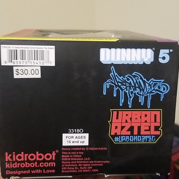 Kidrobot Omecoatl vinyl - Picture 3 of 3